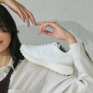 Isara/イサラ（White）キルティングボリュームスニーカー