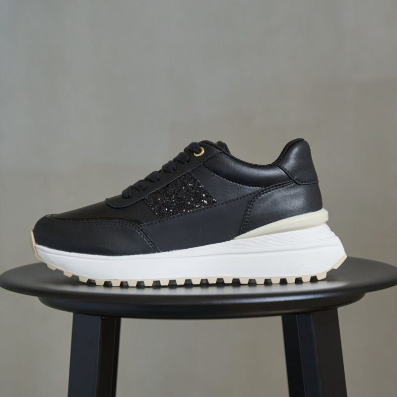 Aquila /アークイラ（Black）キルティングボリュームスニーカー