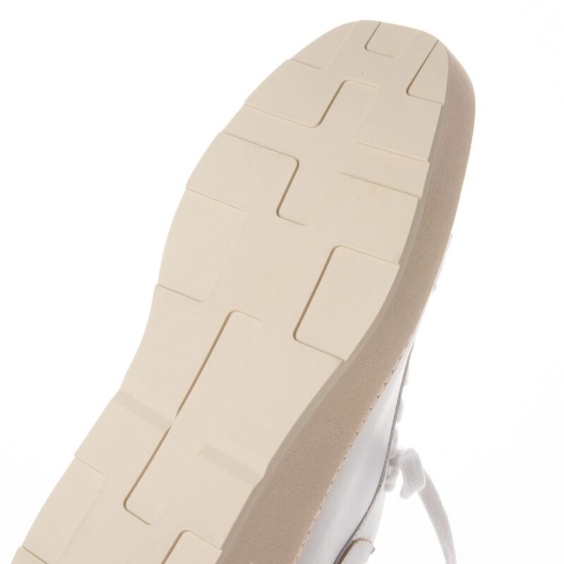 Dalim/ダリム（Beige）スタッズペニーローファー