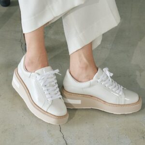 Dalim/ダリム（Beige）スタッズペニーローファー