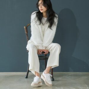 Dalim/ダリム（Beige）スタッズペニーローファー