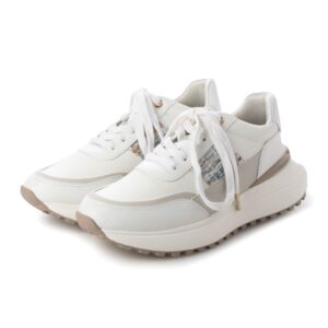 Isara/イサラ（White）キルティングボリュームスニーカー