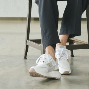 Isara/イサラ（White）キルティングボリュームスニーカー