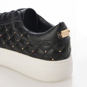 【light】Pluto/プルート（Black）チャームオンキルティングスリッポン