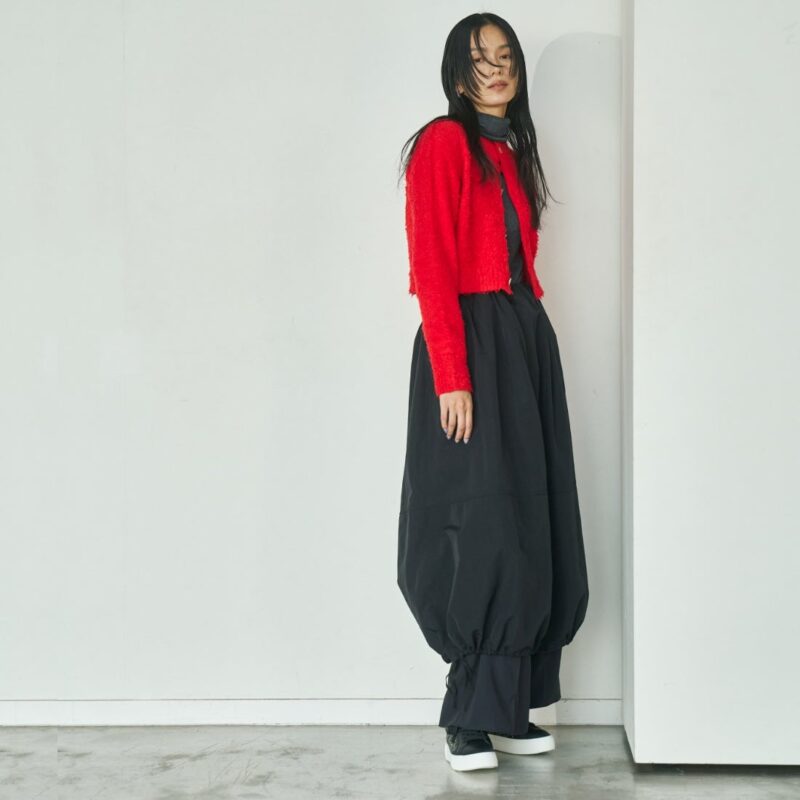 【light】Pluto/プルート（Black）チャームオンキルティングスリッポン