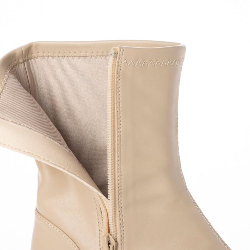 Acrux/アクルス （E Beige）エナメルスクエアトウ厚底スニーカー