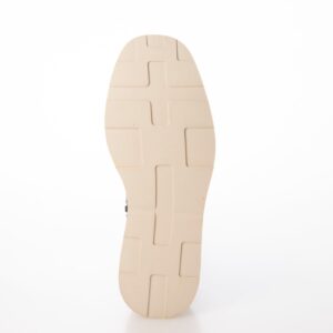 Acrux/アクルス （E Black）エナメルスクエアトウ厚底スニーカー