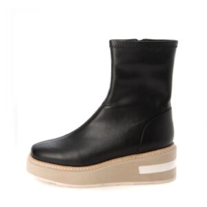 Acrux/アクルス （E Black）エナメルスクエアトウ厚底スニーカー