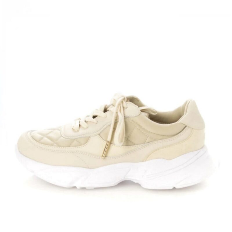 Isara/イサラ（White）キルティングボリュームスニーカー