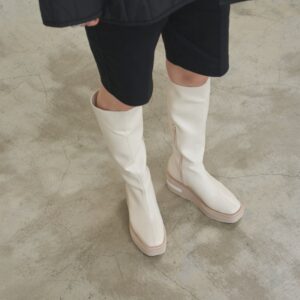 Acrux/アクルス（White）スクエアトウ厚底スニーカー