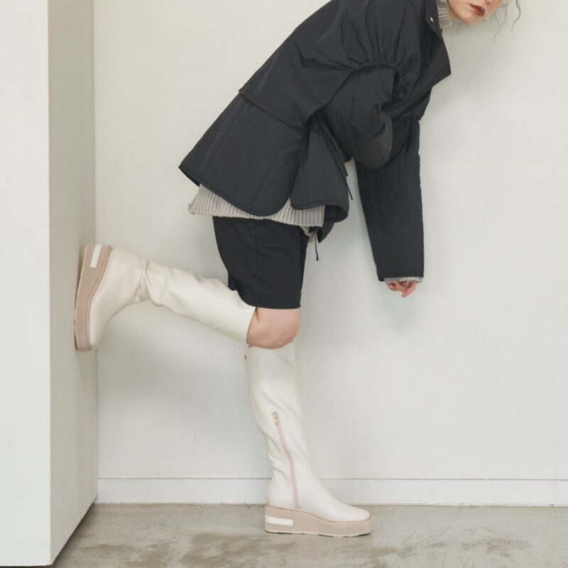 Acrux/アクルス（White）スクエアトウ厚底スニーカー