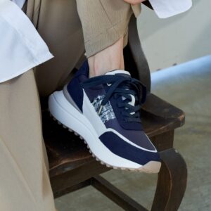 Aquila /アークイラ（Black）キルティングボリュームスニーカー