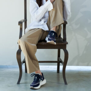 Aquila /アークイラ（Black）キルティングボリュームスニーカー