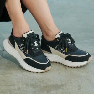 Isara/イサラ（Black）キルティングボリュームスニーカー