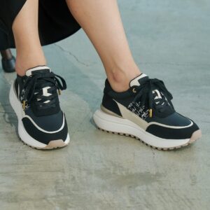 Isara/イサラ（Black）キルティングボリュームスニーカー