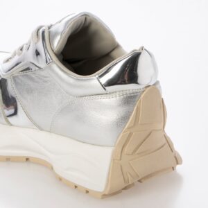 【5周年限定】Acrux/アクルス （Silver）エナメルスクエアトウ厚底スニーカー