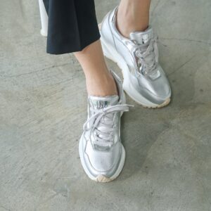 【5周年限定】Acrux/アクルス （Silver）エナメルスクエアトウ厚底スニーカー