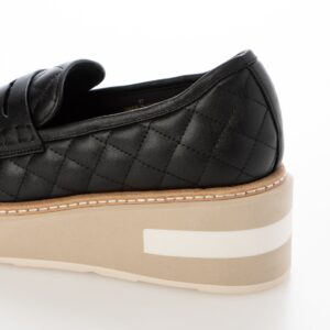 Acrux/アクルス （E Navy）エナメルスクエアトウ厚底スニーカー